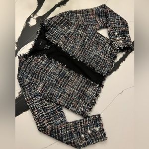 New + unworn | Frayed tweed cropped blazer | size: medium | skirt available also